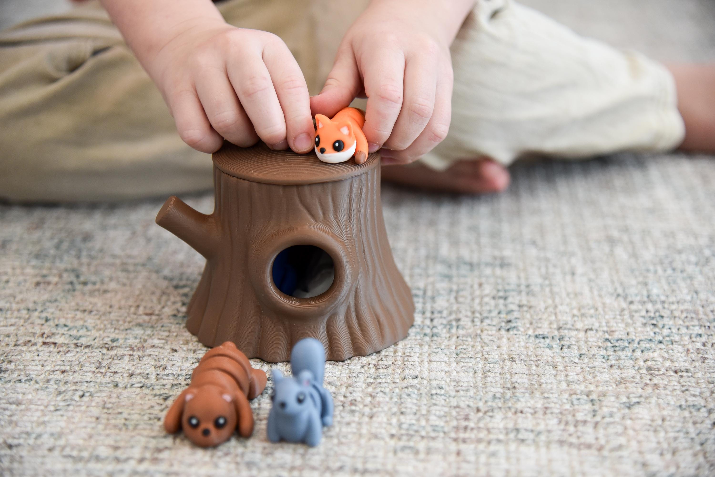 Woodland Stump CritterPod™ Playset | Screen-Free Imaginative Play